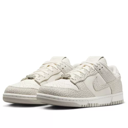 Nike Dunk Low Safari Phantom (Women's) alacsony szárú sneaker – termékfotó, oldalnézet