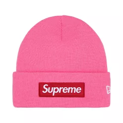 Supreme New Era Box Logo Beanie 'Magenta' – termékfotó, oldalnézet
