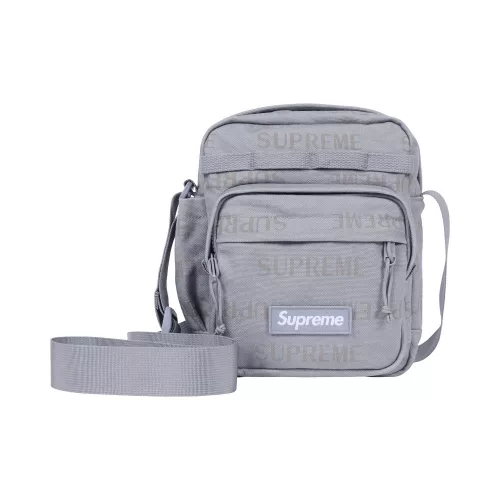 Supreme Shoulder Bag 'Light Blue' – termékfotó, oldalnézet