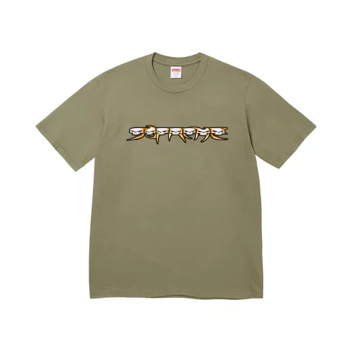 Supreme Skulls Spellout Tee 'Light Olive' – termékfotó, oldalnézet