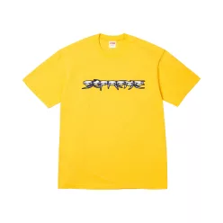 Supreme Skulls Spellout Tee 'Yellow' – termékfotó, oldalnézet