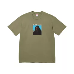 Supreme Sith Tee 'Light Olive' – termékfotó, oldalnézet