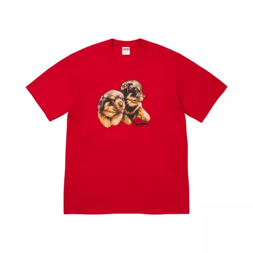 Supreme Puppies Tee 'Red' – termékfotó, oldalnézet
