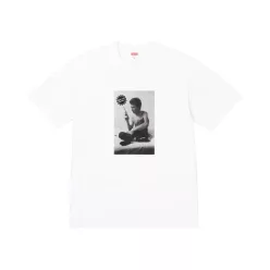 Supreme x Larry Clark Gun Tee 'White' – termékfotó, oldalnézet