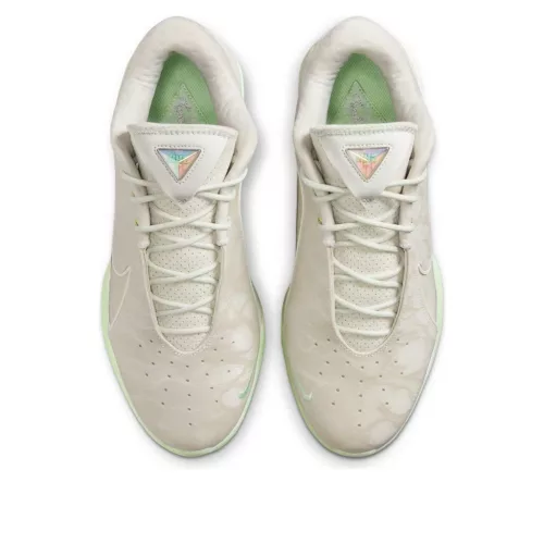 Nike LeBron 22 Dunkman (Translucent Outsole) alacsony szárú sneaker – termékfotó, oldalnézet