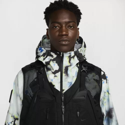 Nike x NOCTA Opal Tito Neeks Modular Vest Black – termékfotó, oldalnézet