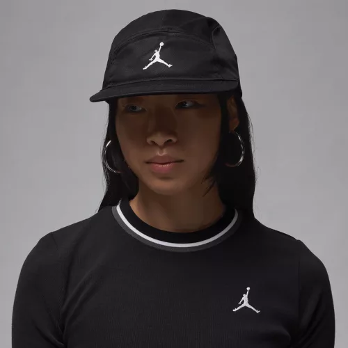 Jordan Fly Flat Bill Cap Black – termékfotó, oldalnézet