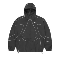 Nike x Corteiz NRG Onyx Track Jacket 'Black' – termékfotó, oldalnézet