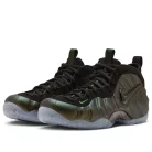 Nike Air Foamposite Pro Pine Green (2025) alacsony szárú sneaker – termékfotó, oldalnézet