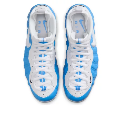 Nike Air Foamposite Pro University Blue (2026) alacsony szárú sneaker – termékfotó, oldalnézet