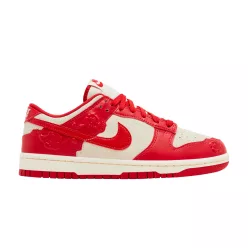 Nike Dunk Low Red Roses (Women's) alacsony szárú sneaker – termékfotó, oldalnézet