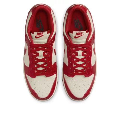 Nike Dunk Low Red Roses (Women's) alacsony szárú sneaker – termékfotó, oldalnézet