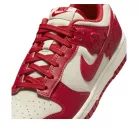 Nike Dunk Low Red Roses (Women's) alacsony szárú sneaker – termékfotó, oldalnézet