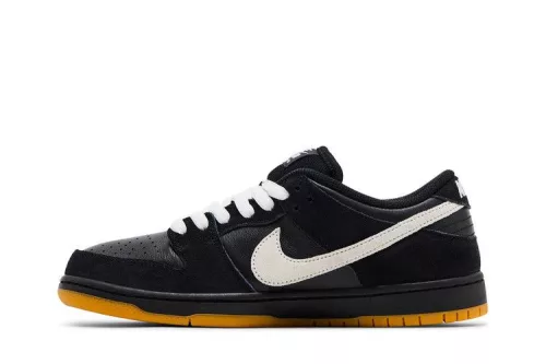 Nike Dunk Low Pro SB Black White Gum férfi alacsony szárú utcai sneaker fekete fehér