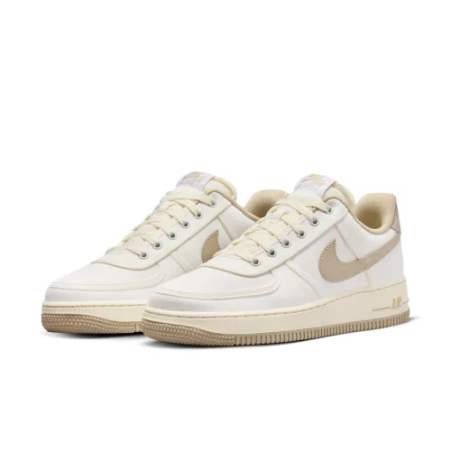 Nike Air Force 1 Low '07 Sail Coconut (Women's) alacsony szárú sneaker – termékfotó, oldalnézet