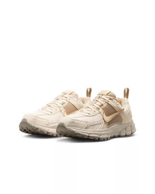 Nike Zoom Vomero 5 Pale Ivory Sand Drift (GS) alacsony szárú sneaker – termékfotó, oldalnézet
