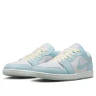 Jordan 1 Low SE Glacier Blue Summit White alacsony szárú sneaker – termékfotó, oldalnézet
