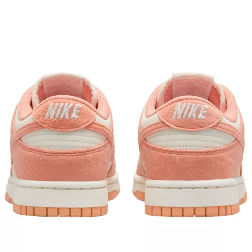 Nike Dunk Low Next Nature Apricot Agate (Women's) alacsony szárú sneaker – termékfotó, oldalnézet