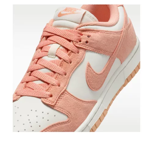 Nike Dunk Low Next Nature Apricot Agate (Women's) alacsony szárú sneaker – termékfotó, oldalnézet