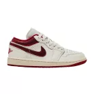 Jordan 1 Low Ruby (Women's) alacsony szárú sneaker – termékfotó, oldalnézet