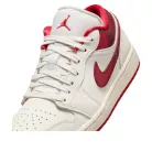 Jordan 1 Low Ruby (Women's) alacsony szárú sneaker – termékfotó, oldalnézet
