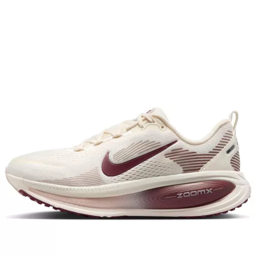 Nike Vomero 18 Pale Ivory Red Sepia Silt Red Dark Team Red (Women's) alacsony szárú sneaker – termékfotó, oldalnézet