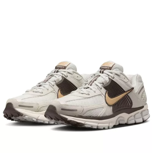 Nike Zoom Vomero 5 Light Bone Ironstone (Women's) alacsony szárú sneaker – termékfotó, oldalnézet