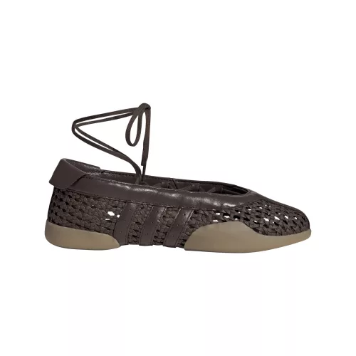 adidas Taekwondo Mei Ballet Basketweave Brown Gum (Women's) alacsony szárú sneaker – termékfotó, oldalnézet