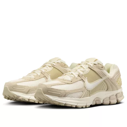 Nike Zoom Vomero 5 Beach Light Khaki (Women's) alacsony szárú sneaker – termékfotó, oldalnézet