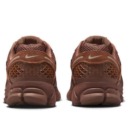 Nike Zoom Vomero 5 Fauna Brown Velvet Brown (Women's) alacsony szárú sneaker – termékfotó, oldalnézet