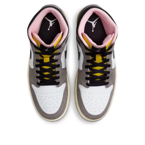 Jordan 1 Mid SE White Cave Stone közepes szárú sneaker – termékfotó, oldalnézet