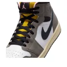 Jordan 1 Mid SE White Cave Stone közepes szárú sneaker – termékfotó, oldalnézet