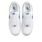 Nike Air Force 1 Low '07 LV8 White Deep Royal Blue alacsony szárú sneaker – termékfotó, oldalnézet