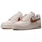 Nike Air Force 1 '07 LV8 'Ivory Saddle Brown' férfi alacsony szárú utcai sneaker bézs barna