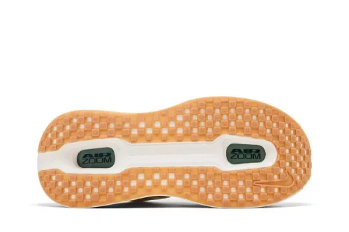Nike Vomero Premium Pale Ivory Jade Horizon alacsony szárú sneaker – termékfotó, oldalnézet