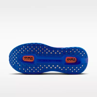 Nike Vomero Premium 'Atomic Pink Racer Blue Crimson Tint' alacsony szárú sneaker – termékfotó, oldalnézet