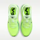 Nike Vomero Premium Volt Tint Sapphire alacsony szárú sneaker – termékfotó, oldalnézet