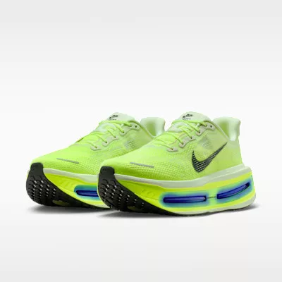 Nike Vomero Premium Volt Tint Sapphire alacsony szárú sneaker – termékfotó, oldalnézet