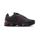 Nike Air Max Plus 7 Black Dark Copper alacsony szárú sneaker – termékfotó, oldalnézet