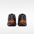 Nike Air Max Plus 7 Black Dark Copper alacsony szárú sneaker – termékfotó, oldalnézet
