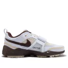 Nike Zoom Field Jaxx Travis Scott Light Chocolate alacsony szárú sneaker – termékfotó, oldalnézet