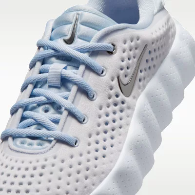 Nike Wmns Mind 002 Grey 'Football Grey' alacsony szárú sneaker – termékfotó, oldalnézet
