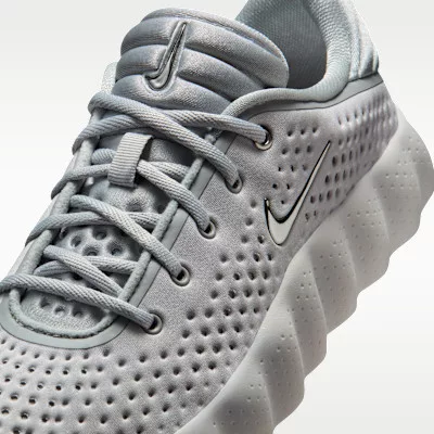 Nike Mind 002 Light Smoke Grey (Women's) alacsony szárú sneaker – termékfotó, oldalnézet