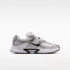 Nike V5 RNR White Vast Grey (GS) alacsony szárú sneaker – termékfotó, oldalnézet