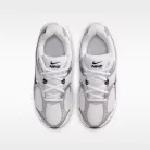 Nike V5 RNR White Vast Grey (GS) alacsony szárú sneaker – termékfotó, oldalnézet