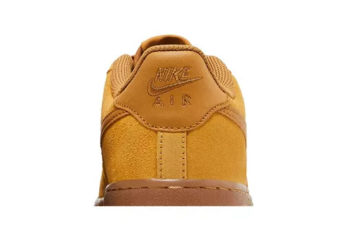 Nike Air Force 1 Low LV8 Wheat Gum Light Brown (GS) gyerek alacsony szárú utcai sneaker barna