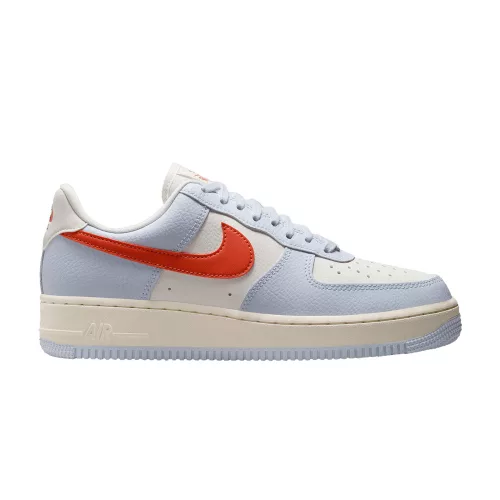 Nike Air Force 1 Low '07 Football Grey Vintage Coral (Women's) alacsony szárú sneaker – termékfotó, oldalnézet