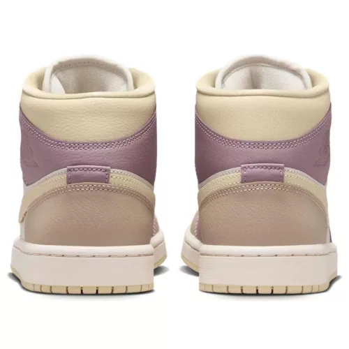 Jordan 1 Mid Light Orewood Brown Taupe Grey (Women's) közepes szárú sneaker – termékfotó, oldalnézet