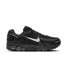 Nike Zoom Vomero 5 Black Sequoia alacsony szárú sneaker – termékfotó, oldalnézet