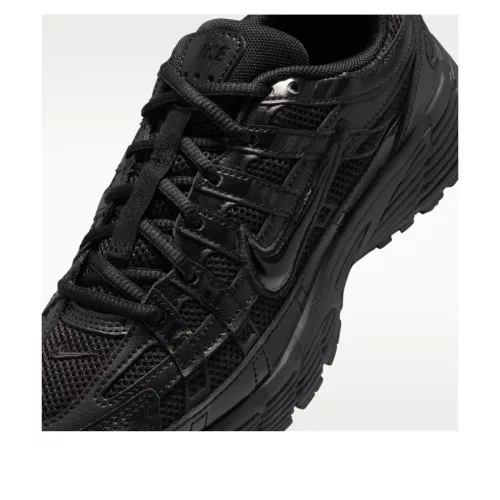 Nike P-6000 Black (GS) alacsony szárú sneaker – termékfotó, oldalnézet